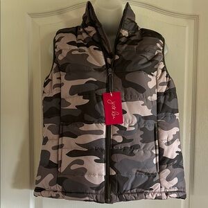 Jess Lea puffer vest medium